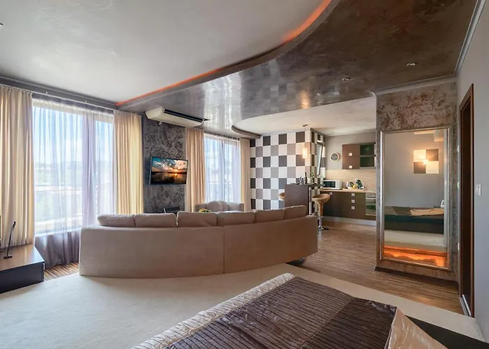 Suncity Apartment Varna Top Center