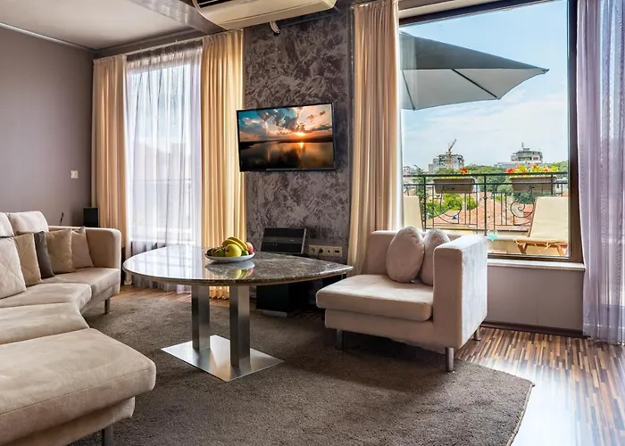 Suncity Apartment Varna Top Center